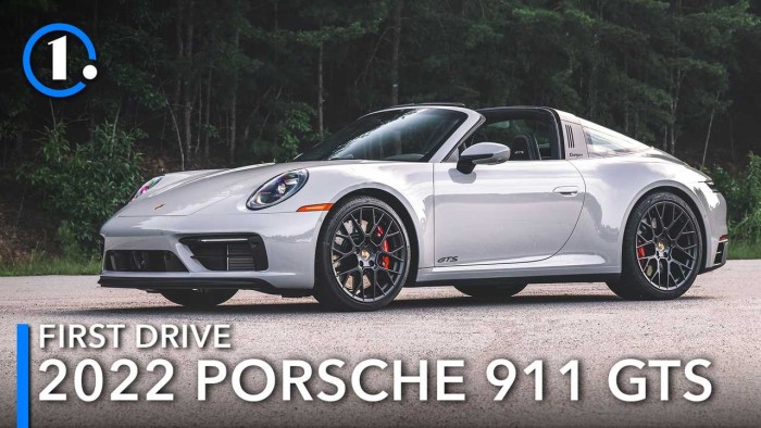 2022 Porsche 911 GTS Review