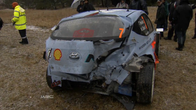 현대 WRC 팀 한대 사고